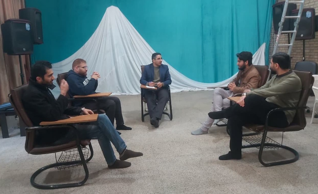 قانون مداری برابر است با احترام به قوانین و مقررات حاکم بر جامعه 